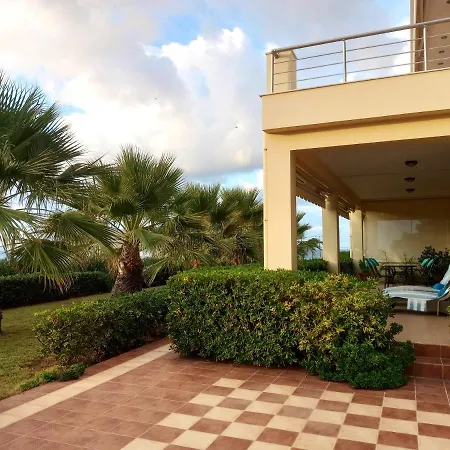 Tholos Bay Apartment *