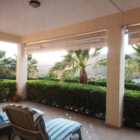 Tholos Bay Apartment *