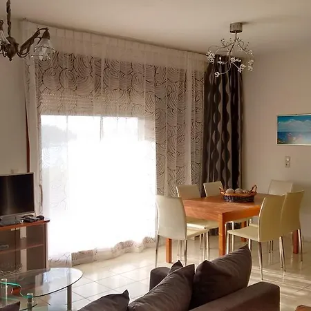 Apartment Tholos Bay