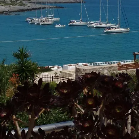 Tholos Bay Apartment *
